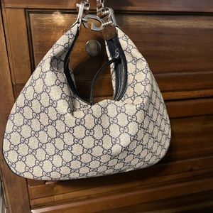 Gucci large attaché shoulder bag in mint condition w/ matching wallet &dust bag